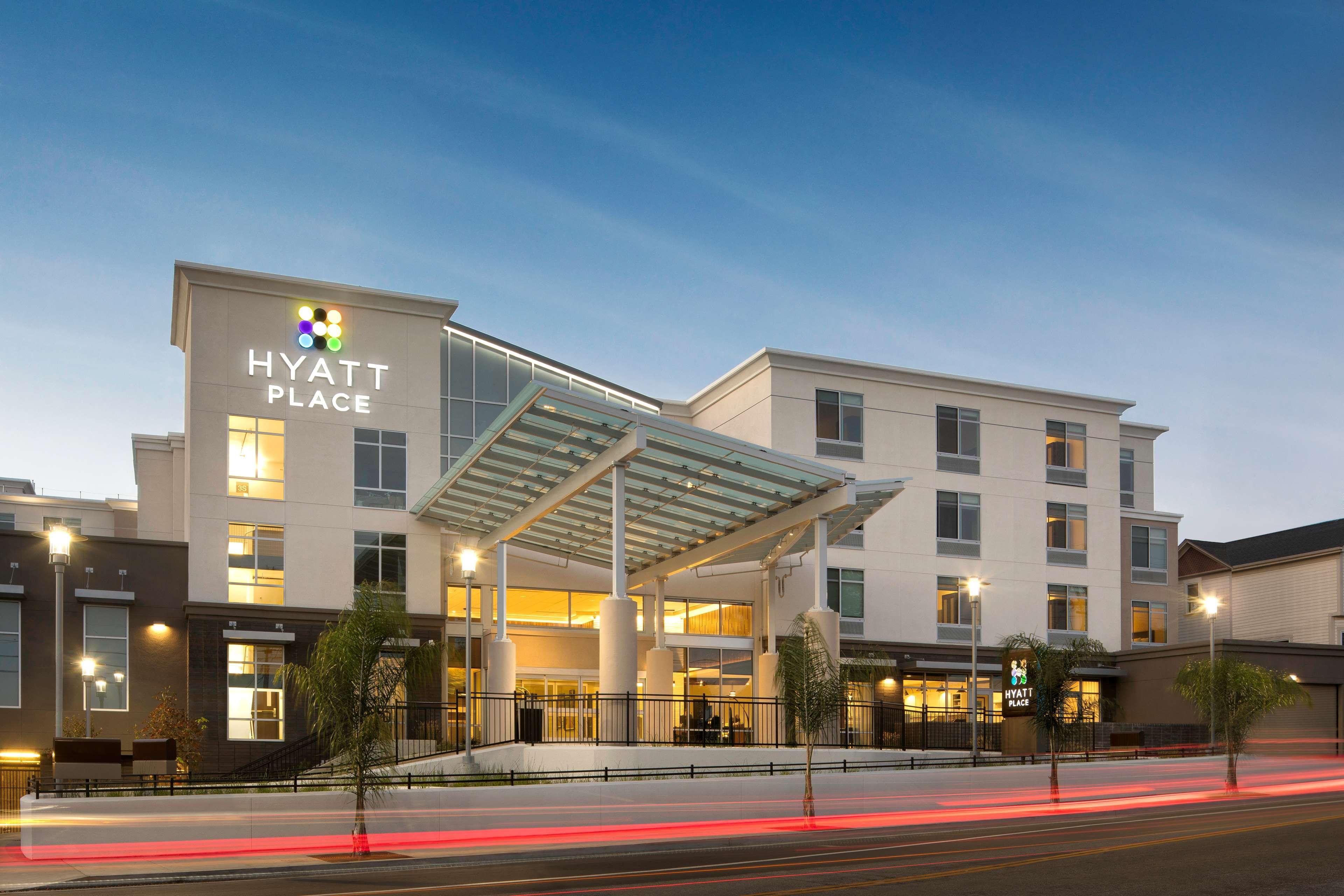 Hyatt Place Santa Cruz Exterior foto